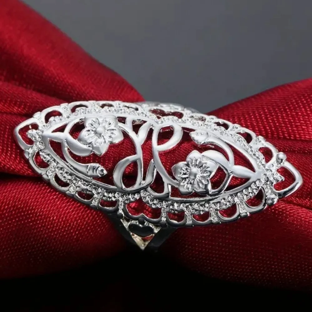 Elegant Sterling Silver Floral Ring Sz 10